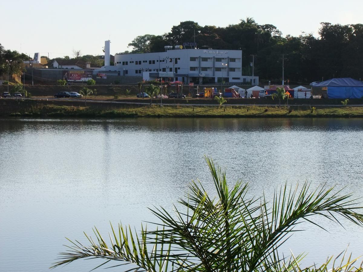 Beira Lago Palace Hotel Morrinhos  エクステリア 写真